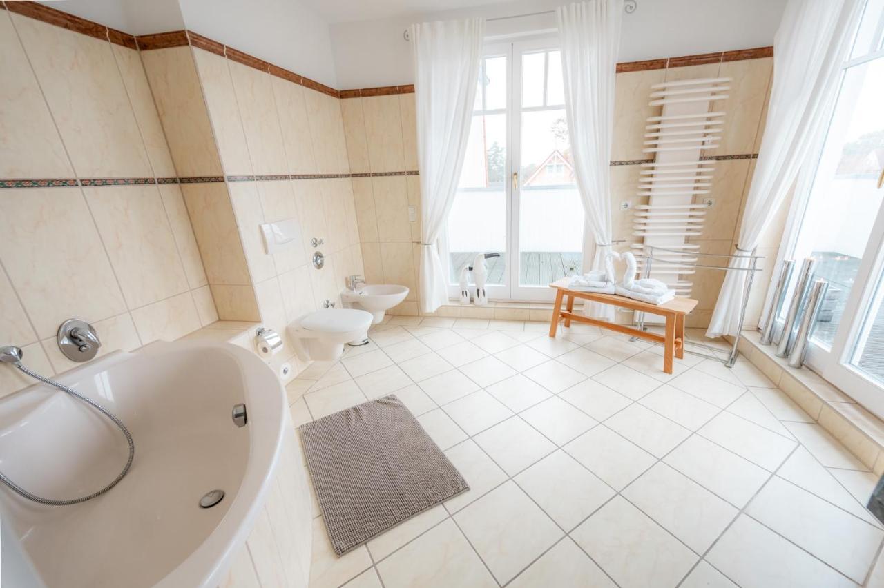 Villa Duene Mit Grosser Sonnenterrasse, Kamin, Wlan Und Tiefgarage Fuer 2-4 Personen Кюлунгсборн Экстерьер фото