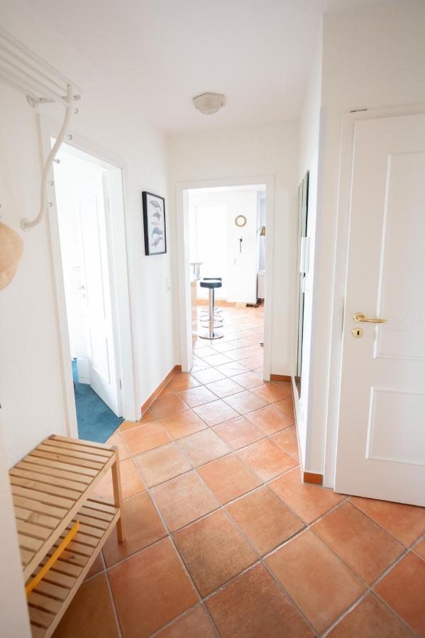 Villa Duene Mit Grosser Sonnenterrasse, Kamin, Wlan Und Tiefgarage Fuer 2-4 Personen Кюлунгсборн Экстерьер фото